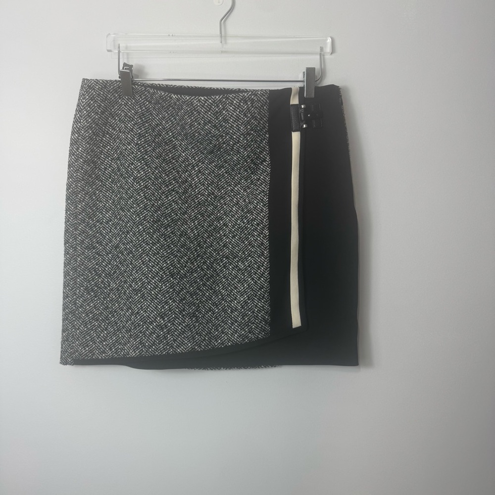 White House Black market faux wrap skirt size 2158